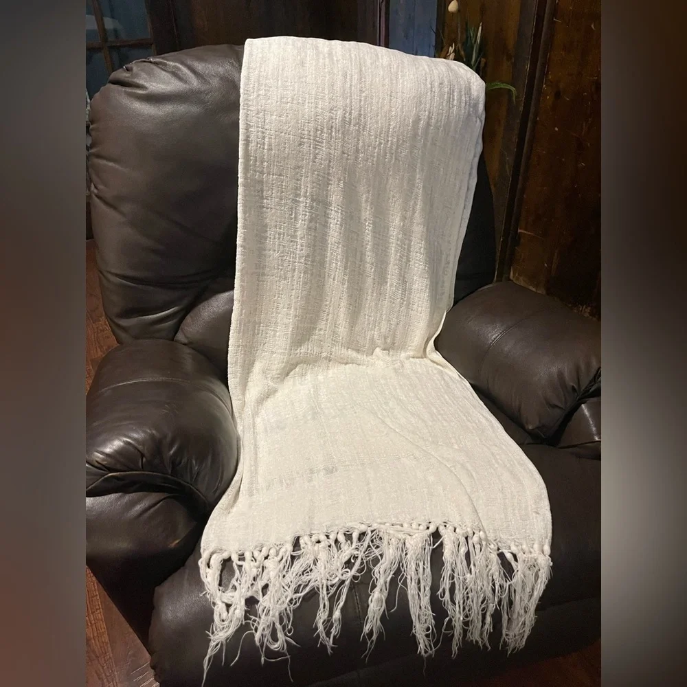 Ivory Chenille Throw Blanket With Fringe Edges Rayon Lightweight & Soft 63